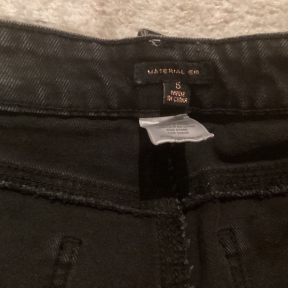 Black jean shorts! - Picture 5 of 5